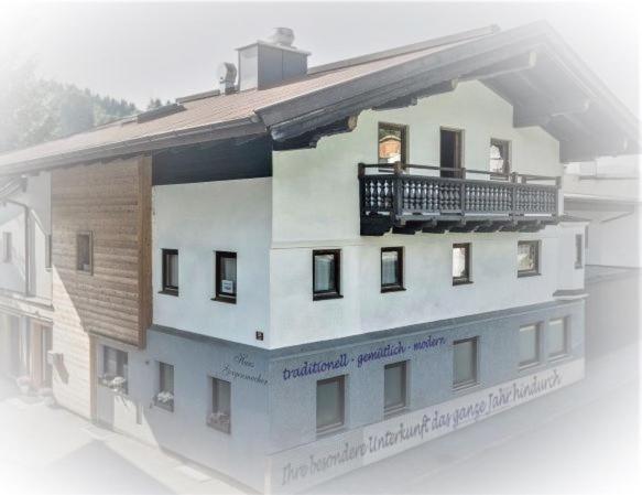 Haus Geigenmacher هوبفغراتن إم بريكسنتال المظهر الخارجي الصورة